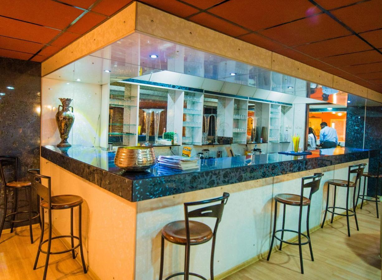 蒙诺特尔达尔巴尔卡酒店 努瓦克肖特 外观 照片